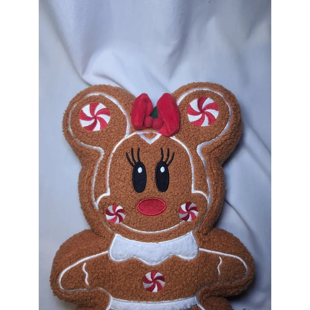 Disney Minnie Mouse Gingerbread Christmas Pillow 15